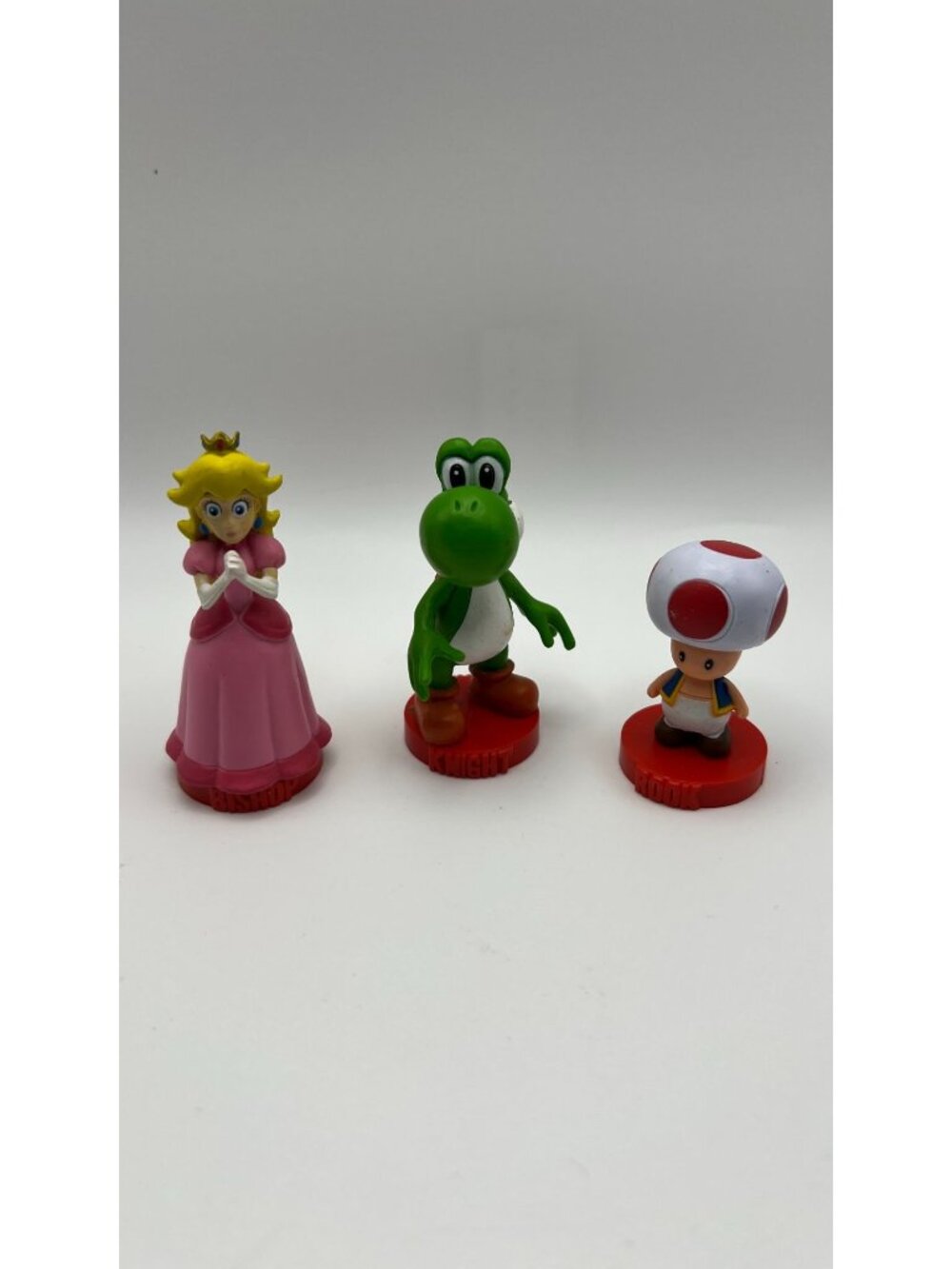 Super Mario Chess Figures Princess Peach Yoshi Toad Bishop Knight Rook Collectib